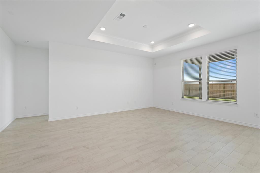 429 Turtle Creek Drive, Dayton, Texas image 12