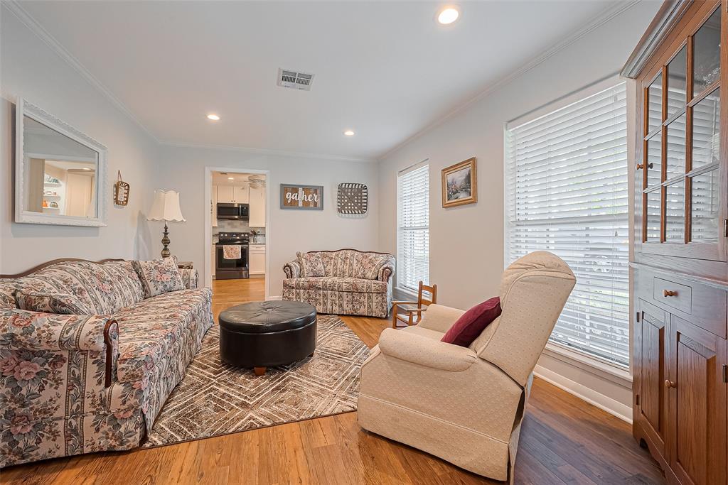 1535 Spring Hills Drive, Spring, Texas image 6