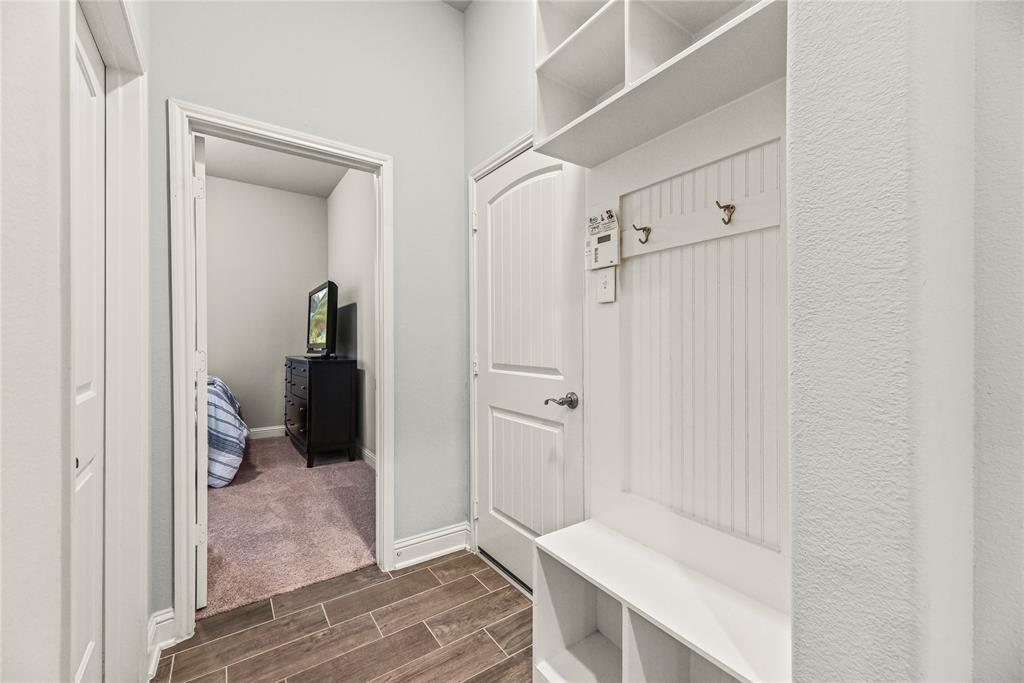 18810 Peachleaf Willow Trace, Cypress, Texas image 9