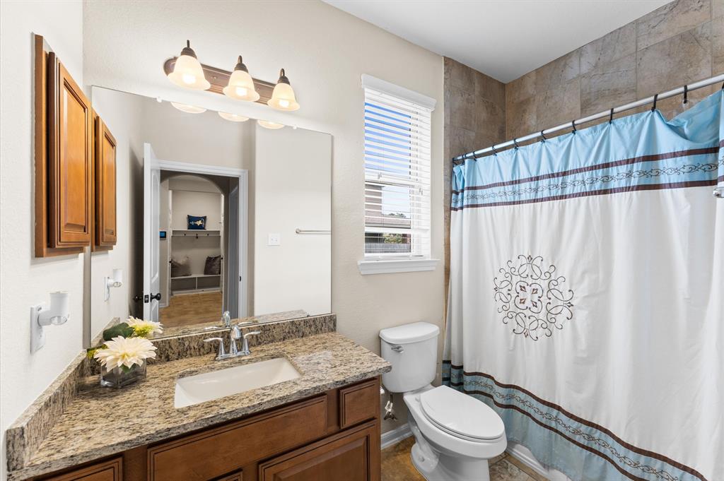 130 S Sawbridge Circle, Spring, Texas image 18