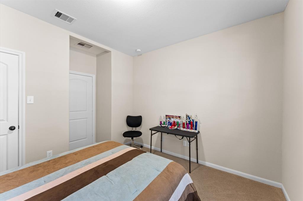 130 S Sawbridge Circle, Spring, Texas image 20