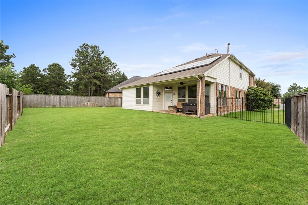 130 S Sawbridge Circle, Spring, Texas image 32