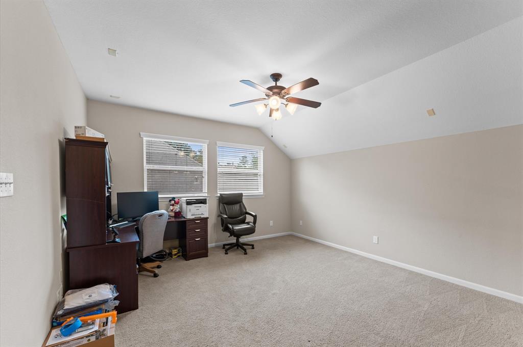 130 S Sawbridge Circle, Spring, Texas image 25