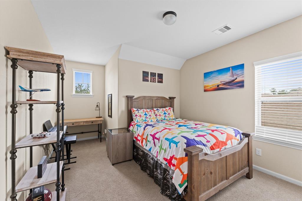 130 S Sawbridge Circle, Spring, Texas image 27