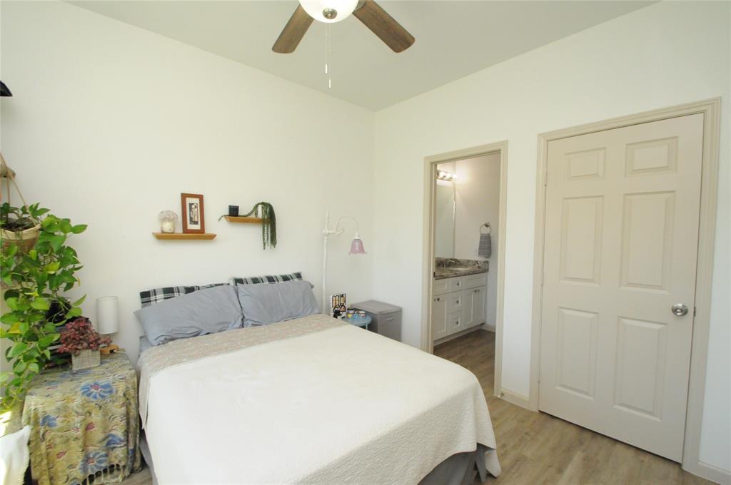 2115 Esther Drive, Houston, Texas image 15