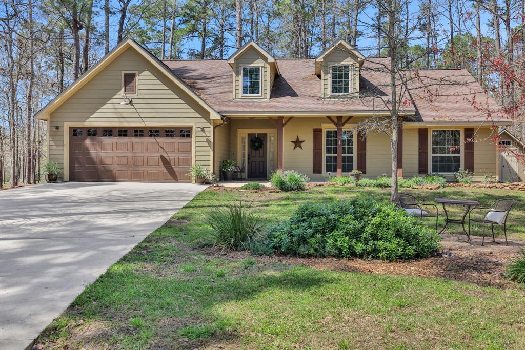15 Twinstone Court, Coldspring, Texas image 1