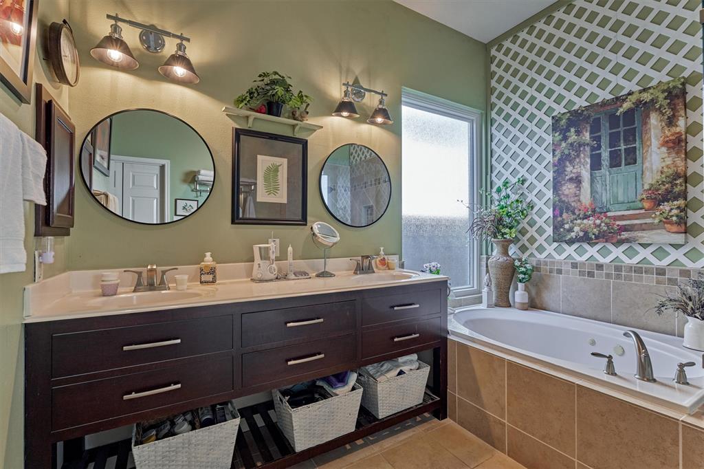 3 Ivy Garden Street, The Woodlands, Texas image 19