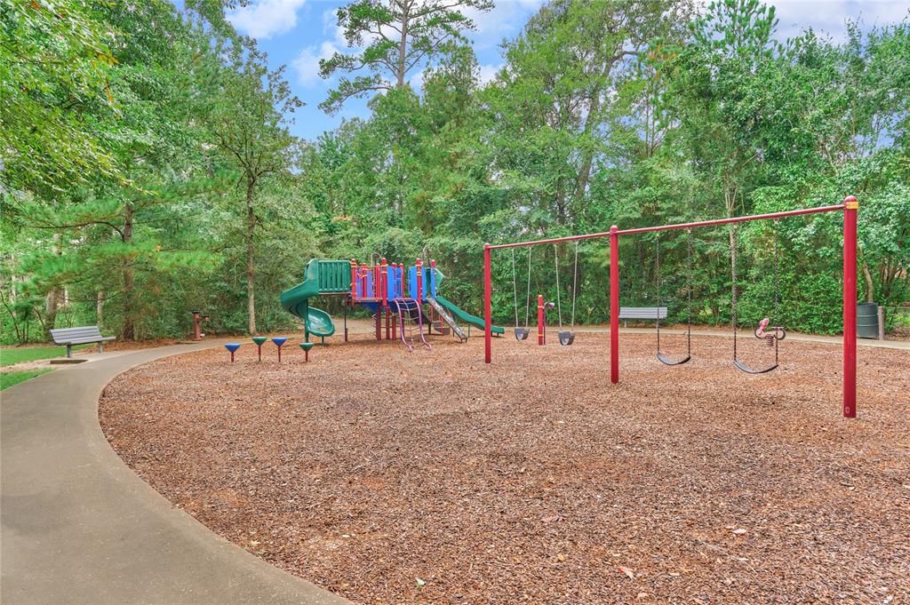 3 Ivy Garden Street, The Woodlands, Texas image 43