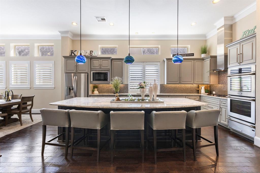 223 Sonoma Court, The Woodlands, Texas image 16