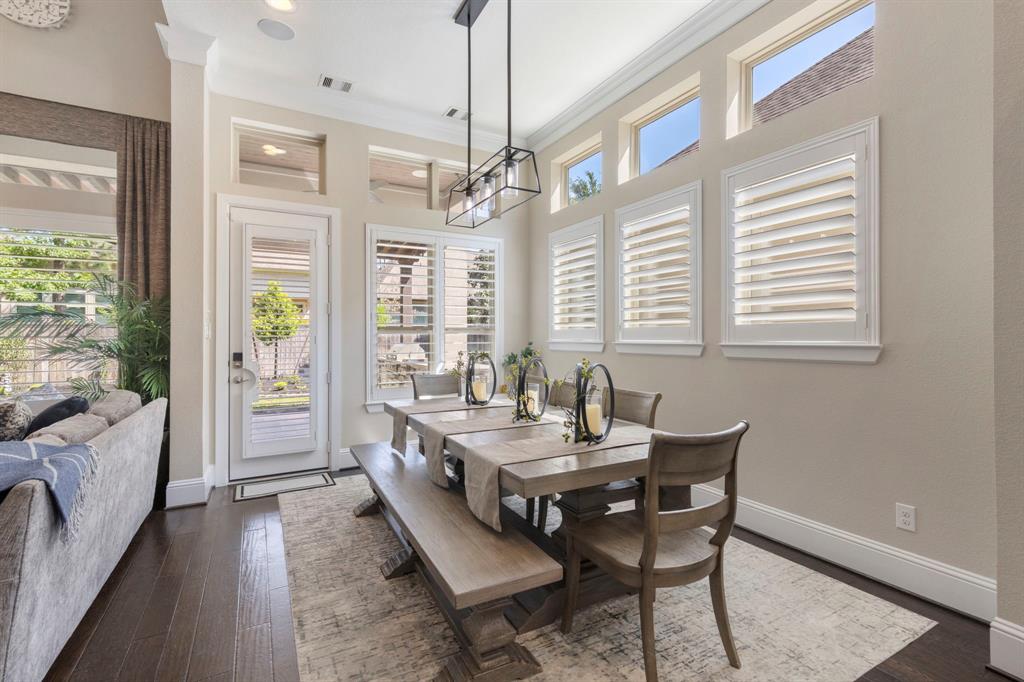 223 Sonoma Court, The Woodlands, Texas image 21