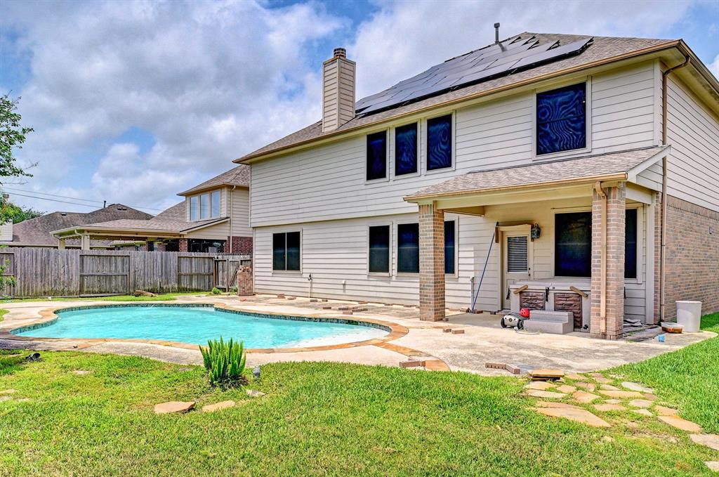 1752 Cypress Meadows Drive, Dickinson, Texas image 6