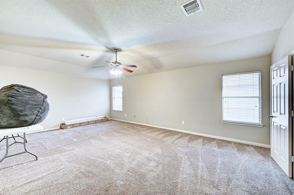 1752 Cypress Meadows Drive, Dickinson, Texas image 37