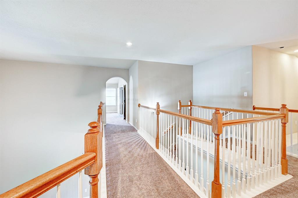 1752 Cypress Meadows Drive, Dickinson, Texas image 28
