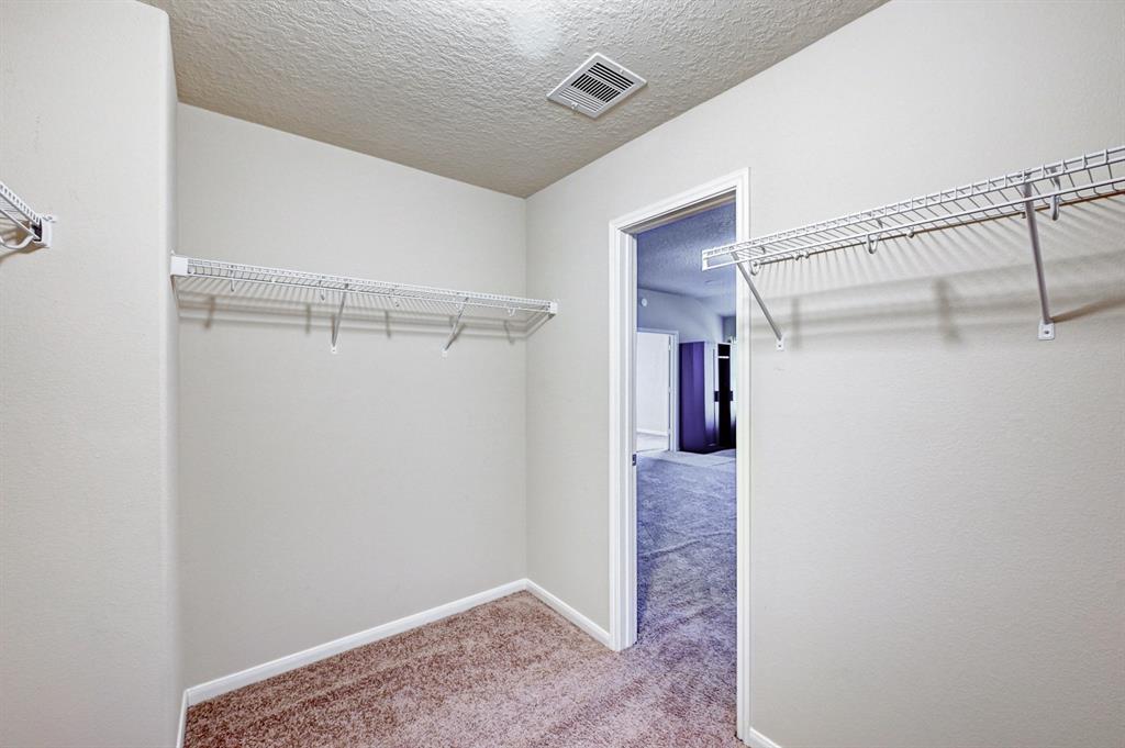 1752 Cypress Meadows Drive, Dickinson, Texas image 41