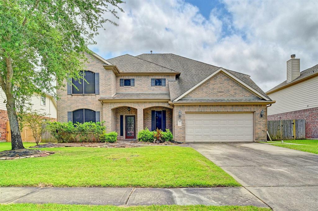 1752 Cypress Meadows Drive, Dickinson, Texas image 1