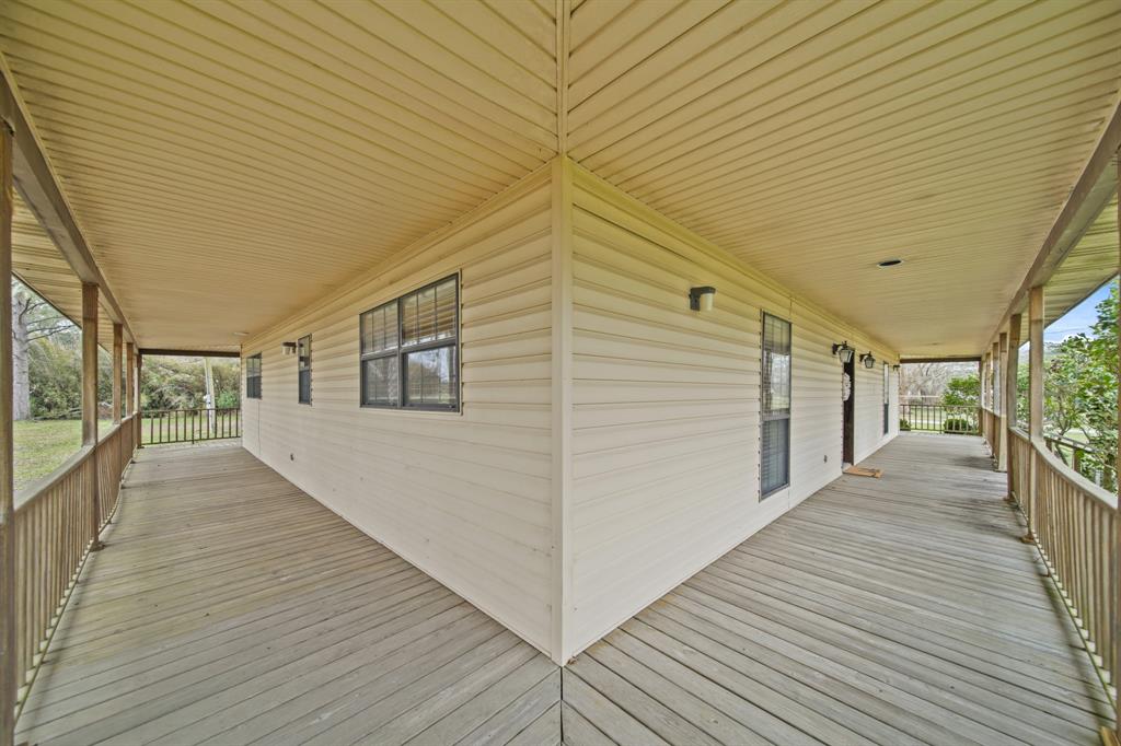 6903 Lewis Lane