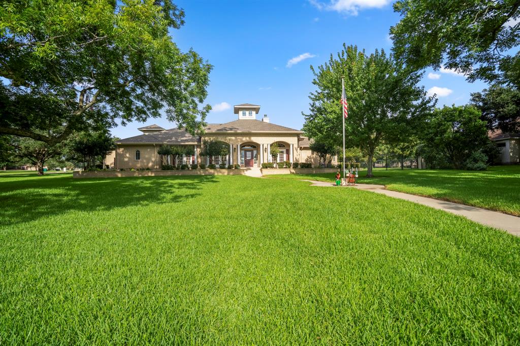 118 Waterfront Drive