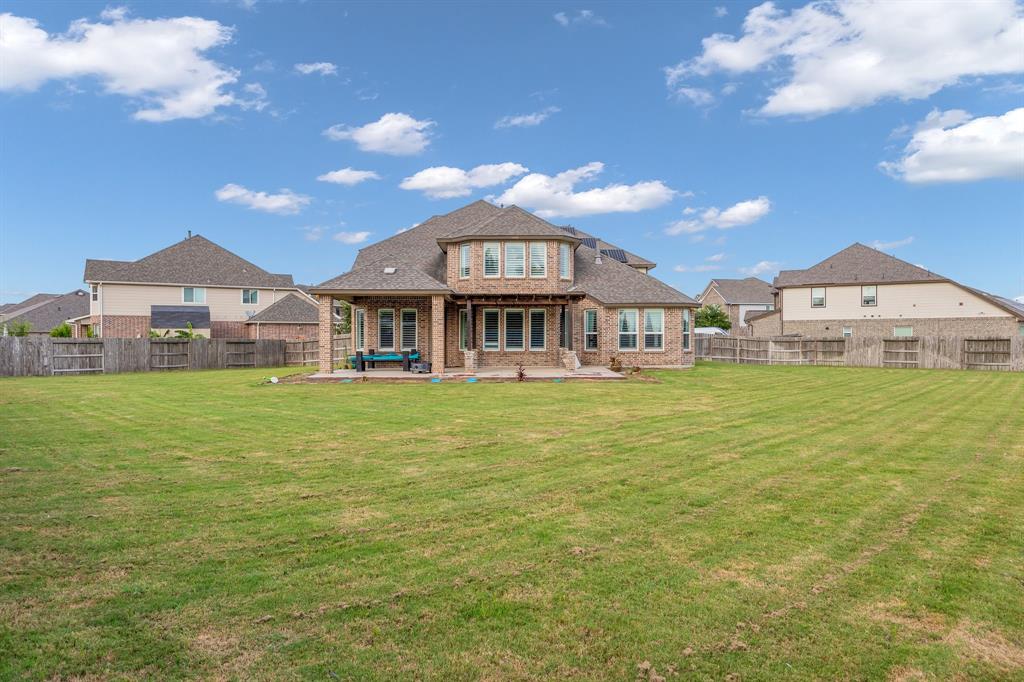 5803 Platinum Lakes Court, Rosenberg, Texas image 32
