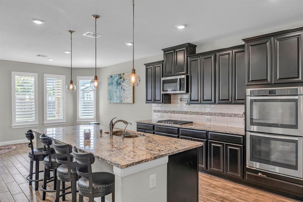 5803 Platinum Lakes Court, Rosenberg, Texas image 6