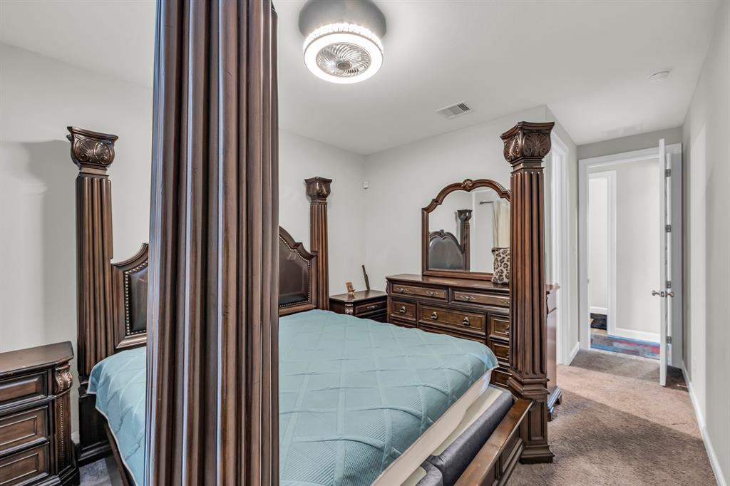 5803 Platinum Lakes Court, Rosenberg, Texas image 27