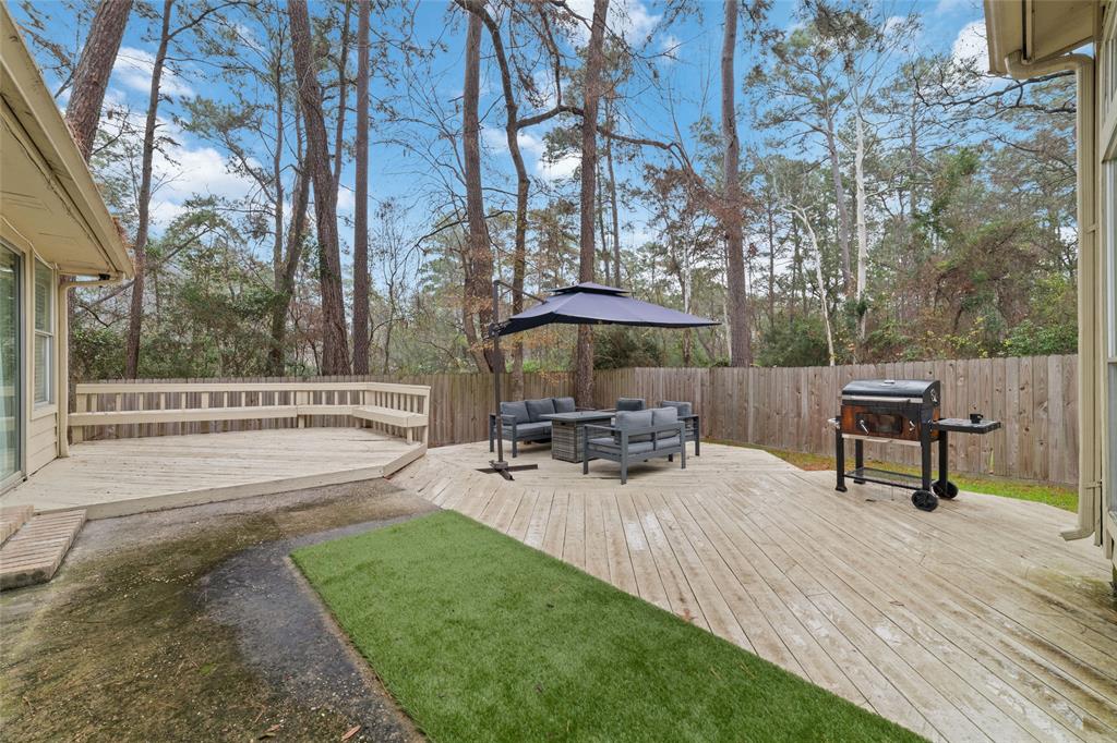 36 N Rain Forest Court, Spring, Texas image 26
