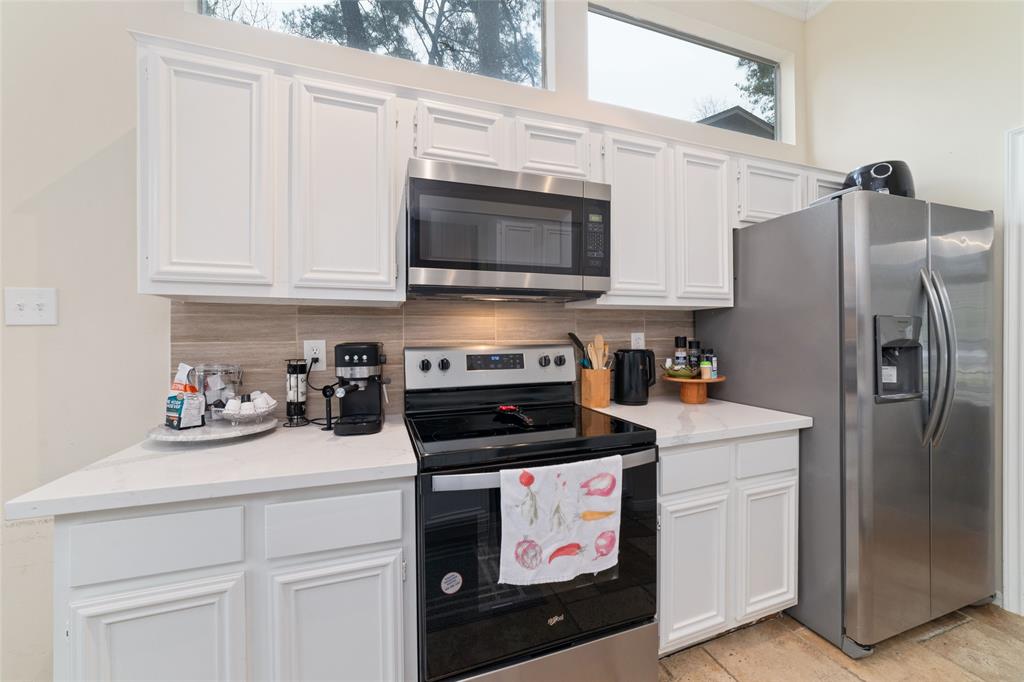 36 N Rain Forest Court, Spring, Texas image 12