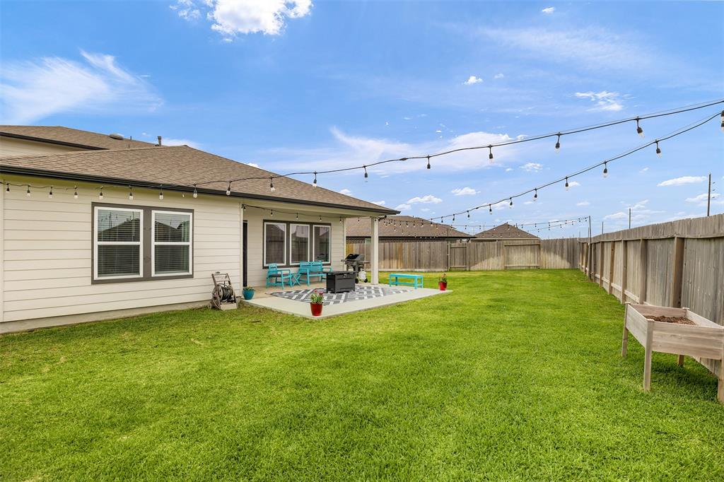 502 Rain Cloud Drive, Baytown, Texas image 19