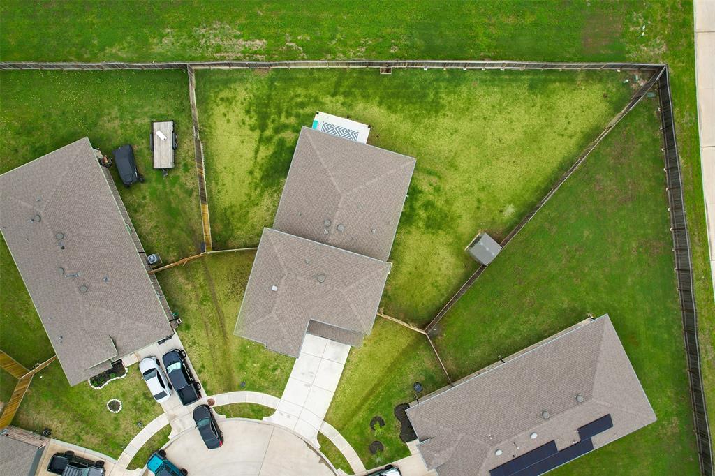 502 Rain Cloud Drive, Baytown, Texas image 21