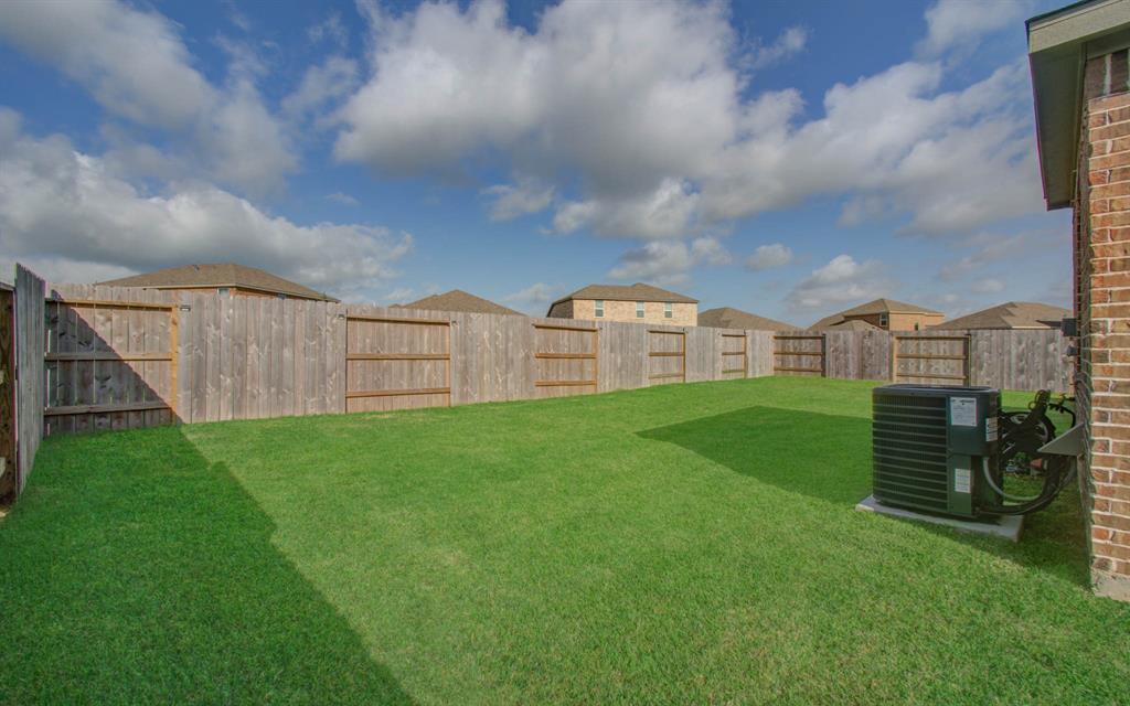 3121 Freeboard Drive, Texas City, Texas image 36