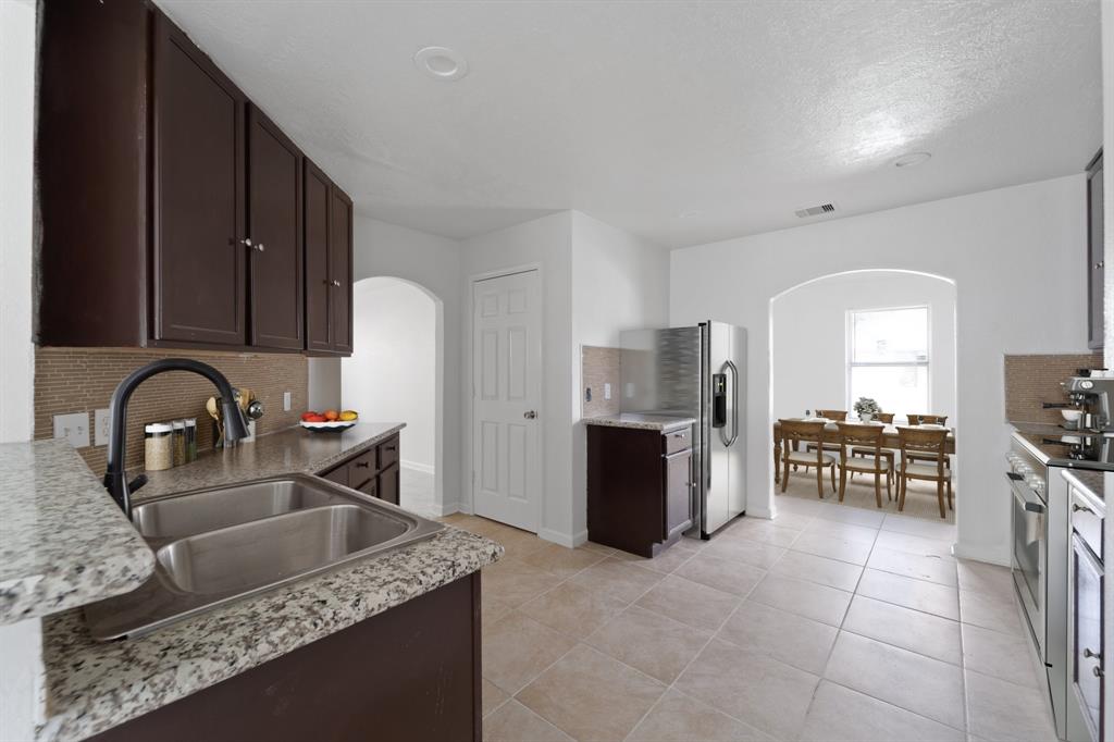12226 Greencanyon Drive
