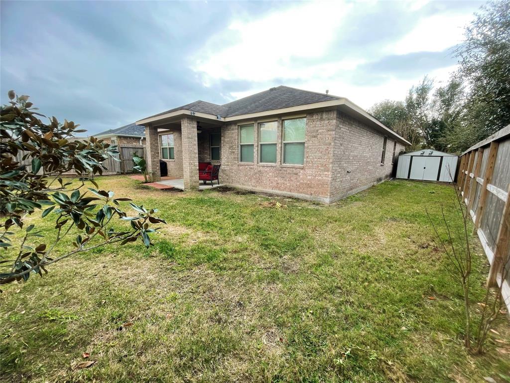 3238 Doves Nest Court, Dickinson, Texas image 14