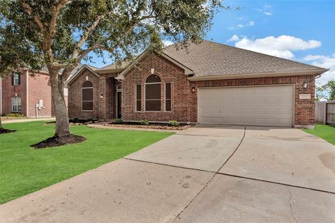 A home in League City