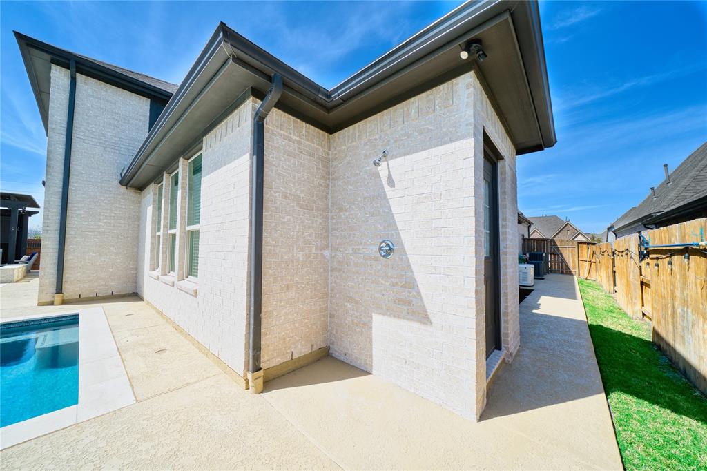 23935 Birchwood Lake Lane, Katy, Texas image 33