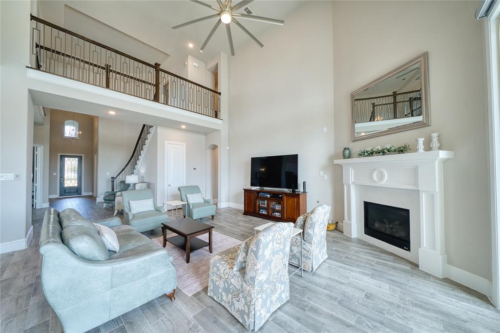 23935 Birchwood Lake Lane, Katy, Texas image 12