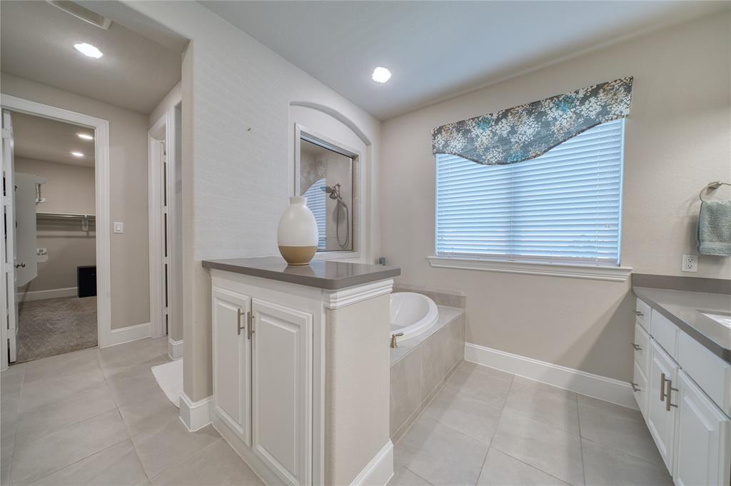 23935 Birchwood Lake Lane, Katy, Texas image 21
