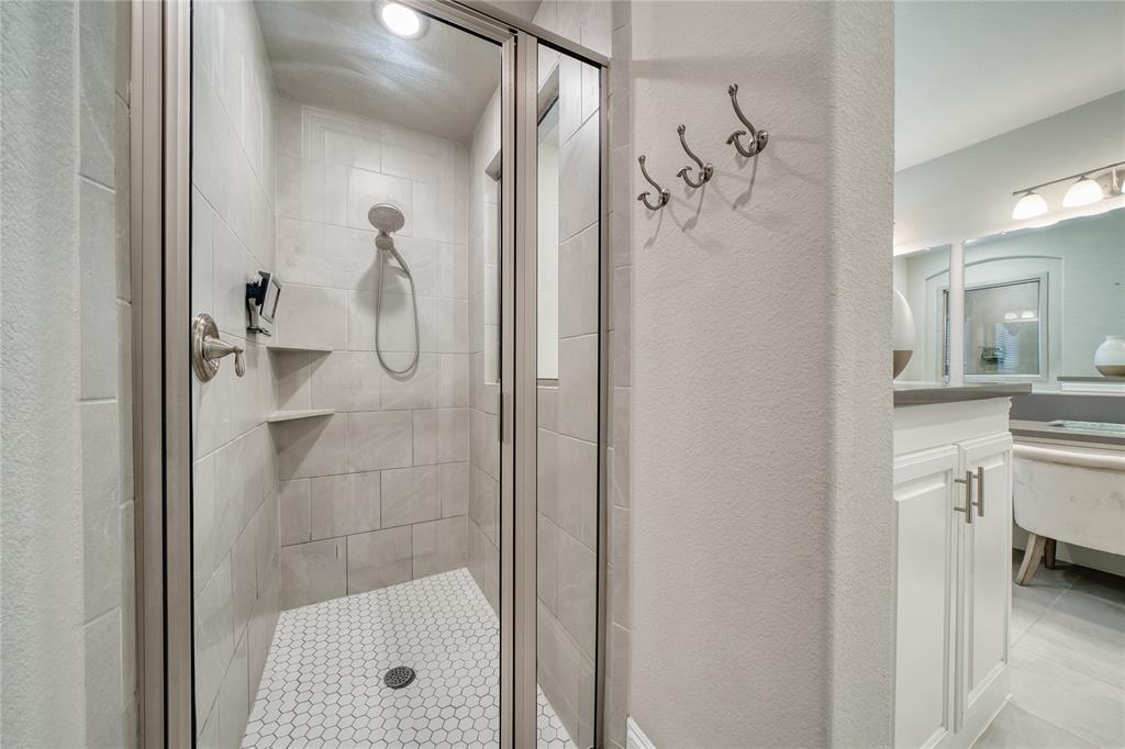 23935 Birchwood Lake Lane, Katy, Texas image 22
