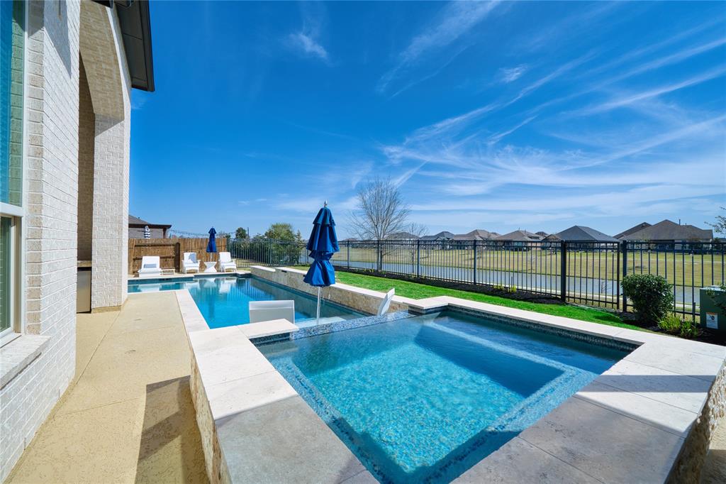 23935 Birchwood Lake Lane, Katy, Texas image 1