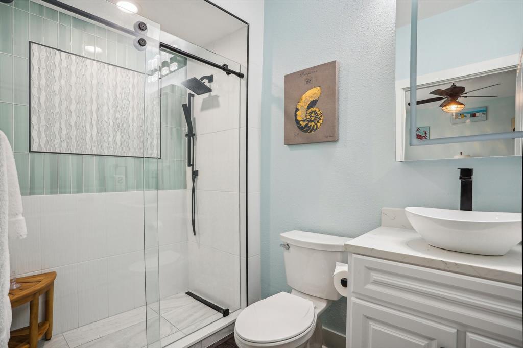 4231 Pointe West Drive #101, Galveston, Texas image 21