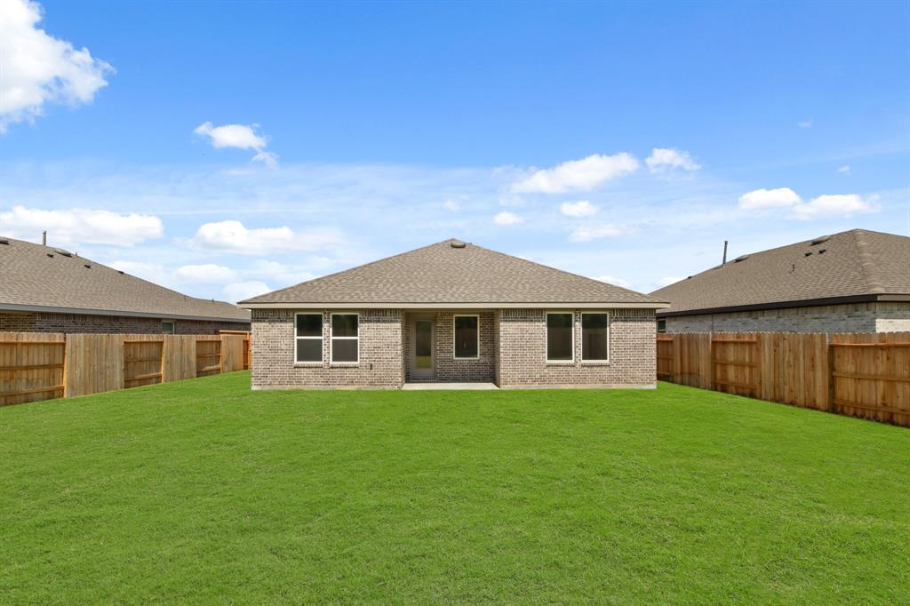 528 Comal Trail, Dayton, Texas image 14