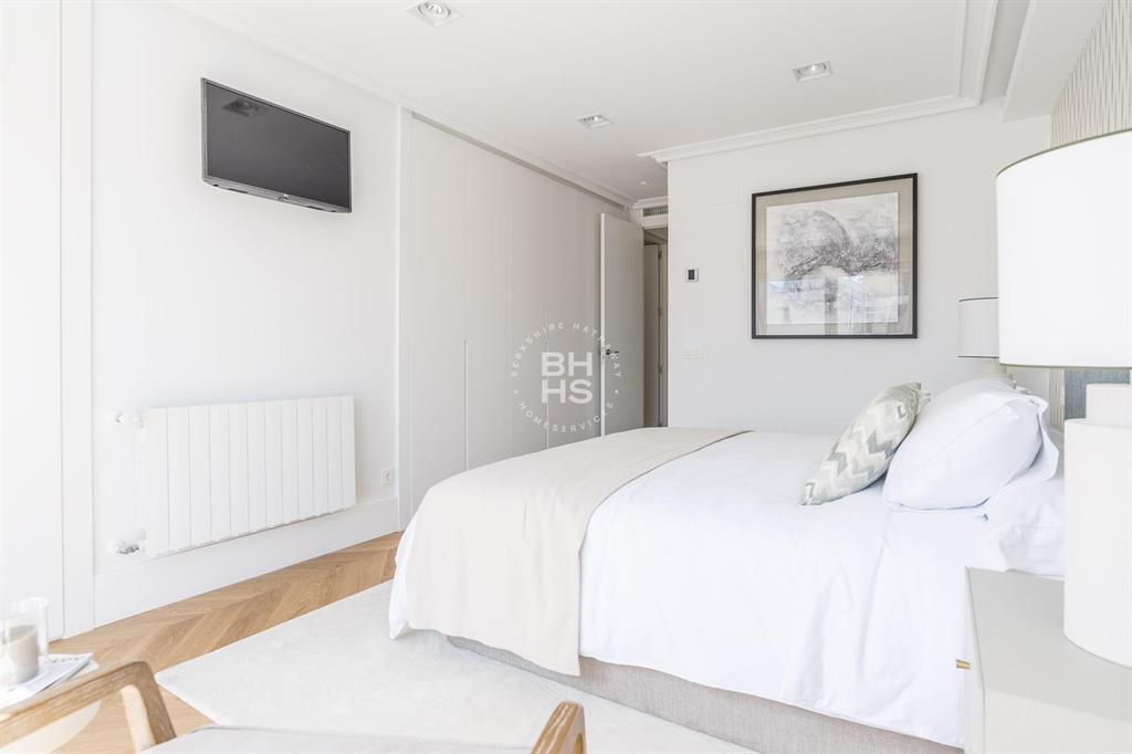 28001, Spain, 4 Bedrooms Bedrooms, ,5 BathroomsBathrooms,Residential,Active,173780