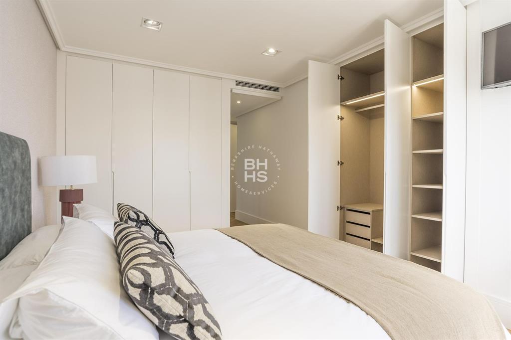 28001, Spain, 4 Bedrooms Bedrooms, ,5 BathroomsBathrooms,Residential,Active,173780