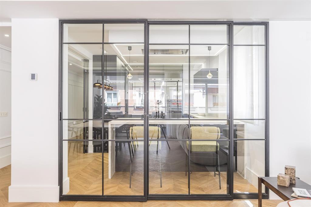 28001, Spain, 4 Bedrooms Bedrooms, ,5 BathroomsBathrooms,Residential,Active,173780