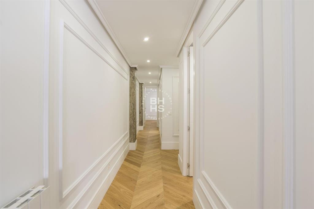 28001, Spain, 4 Bedrooms Bedrooms, ,5 BathroomsBathrooms,Residential,Active,173780