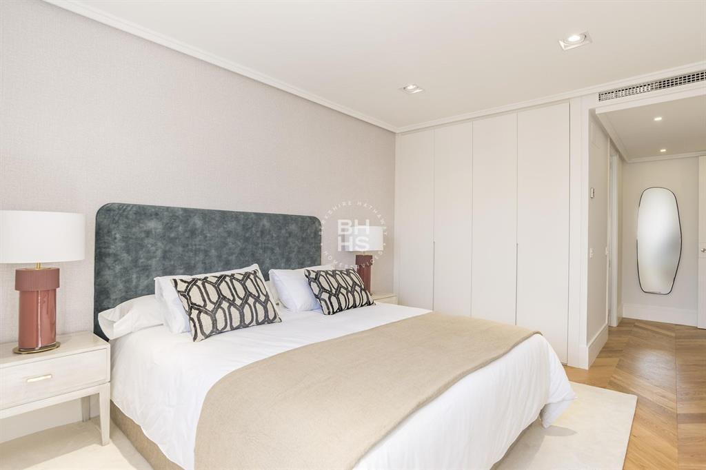 28001, Spain, 4 Bedrooms Bedrooms, ,5 BathroomsBathrooms,Residential,Active,173780