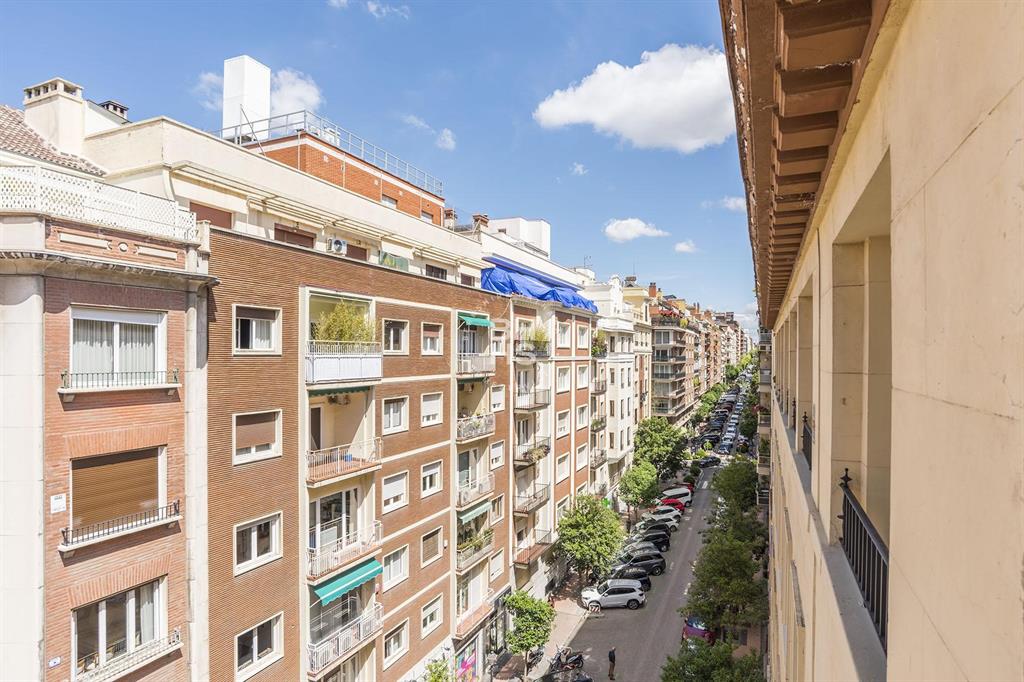 28001, Spain, 4 Bedrooms Bedrooms, ,5 BathroomsBathrooms,Residential,Active,173780