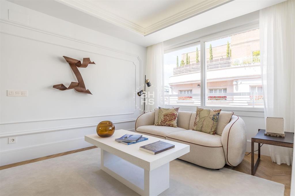 28001, Spain, 4 Bedrooms Bedrooms, ,5 BathroomsBathrooms,Residential,Active,173780