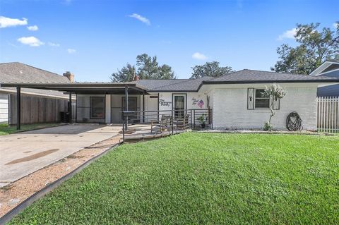 A home in Deer Park