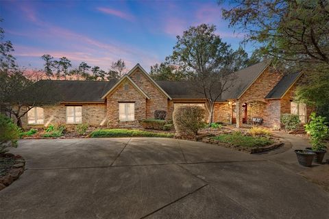 A home in Conroe