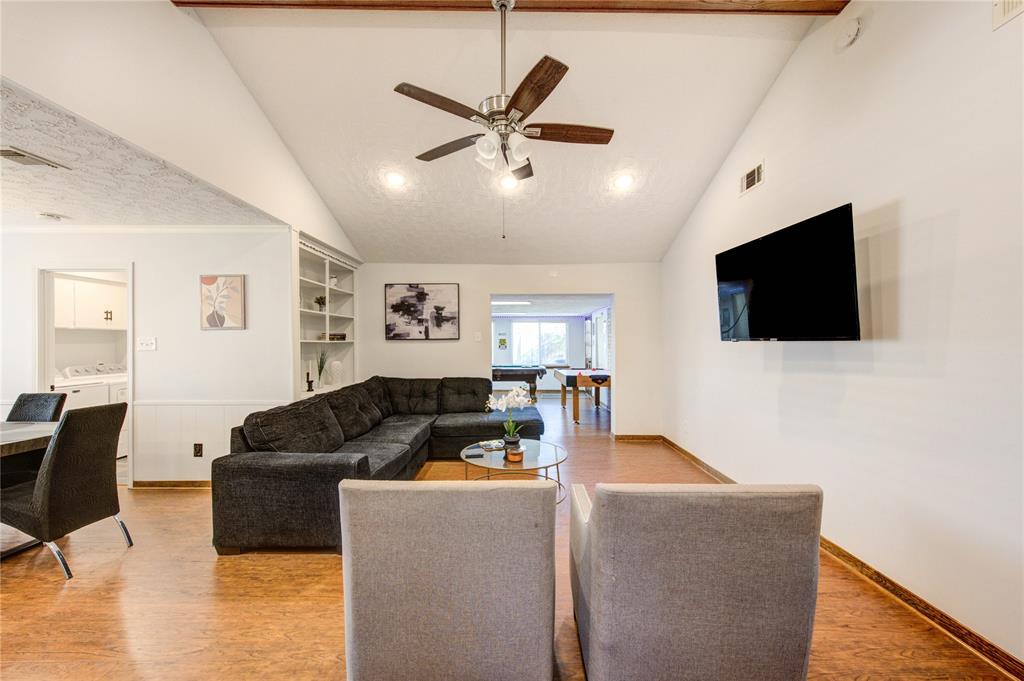 11506 Brook Meadows Lane, Meadows Place, Texas image 6