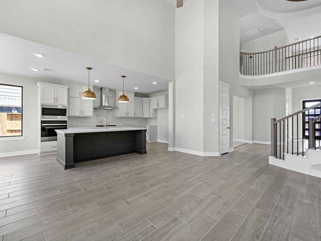 2810 Sweet Honey Lane